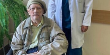 У Львові зробили операцію 102-річному чоловіку