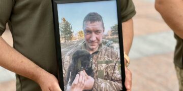 У Рівному провели в останню земну дорогу полеглого захисника України – Олега Вдовенка