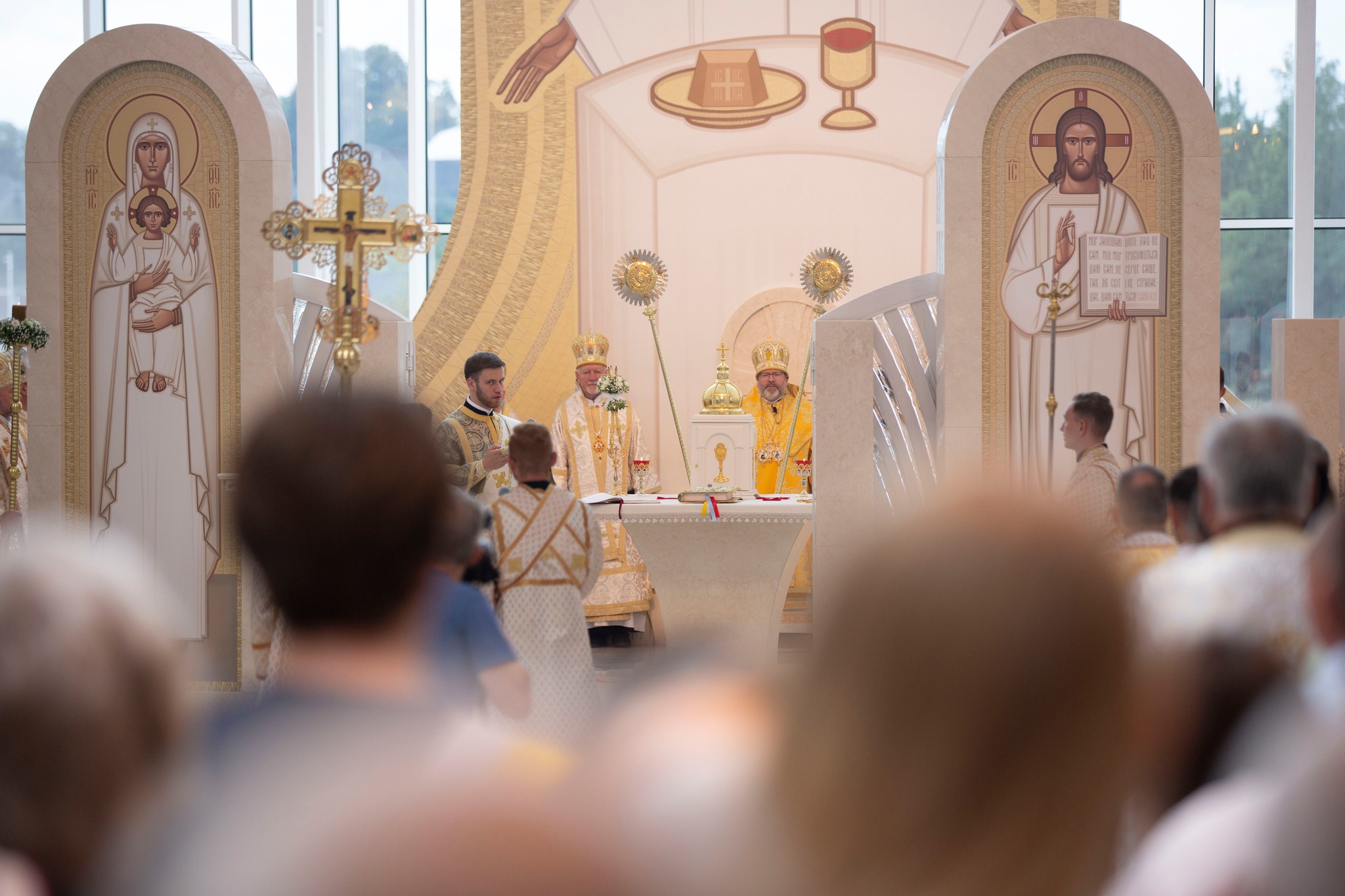 На зображенні може бути: 7 людей та текст