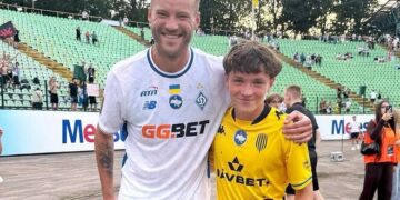 В Украинской Премьер-лиге установили новый рекорд по возрасту в матче «Рух» – «Динамо»