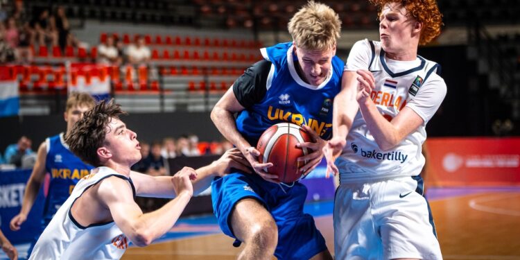 Збірна України U-16 поступилась Нідерландам у другому матчі на чемпіонаті Європи – Федерація баскетболу України