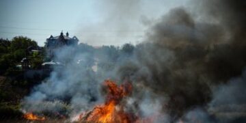 22 вересня у Миколаєві вогнеборці ліквідували пожежу очерету на відкритій території » Миколаївський Оглядач