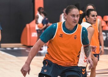 Аліна Ягупова розпочала підготовку до нового сезону з Валенсією – Федерація баскетболу України