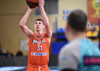 Черкаські Мавпи підписали новий контракт з Даніілом Пироговим – Федерація баскетболу України