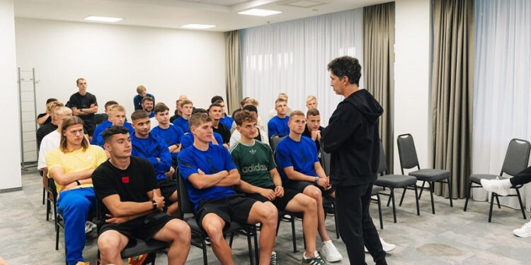 До збірної України U-21 на старт відбору Євро-2027 викликані гравці восьми клубів УПЛ