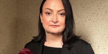 Донька Фаріон вимагає від підозрюваного багатомільйонну компенсацію