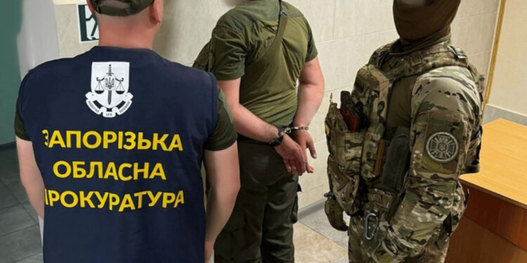 Інспектора колонії на Запоріжжі викрили на продажу наркотиків та телефонів засудженим – ому загрожує до 10 років ув’язнення | Новости Запорожья