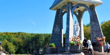 Ювілейна проща вервиці: як на Івано-Франківщині готуються до приїзду прочан