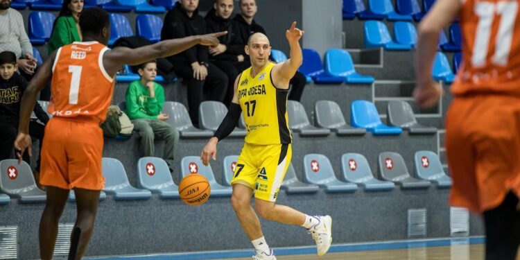 Кращі гравці Суперліги за перехопленнями: Рябчук з запасом кращий, Тимофеєнко – в топ-3 – Федерація баскетболу України