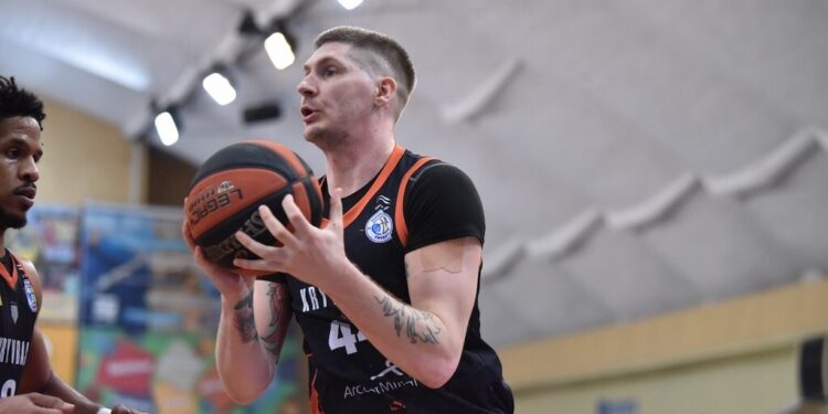 Кривбас обіграв Ніко-Баскет у контрольному матчі – Федерація баскетболу України