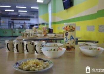Миколаївські освітяни обговорили проблеми шкільного харчування, у Держпродспоживслужбі запропонували навчати кухарів » Миколаївський Оглядач