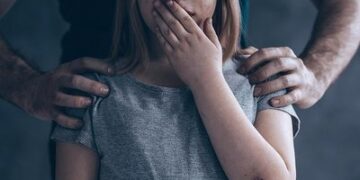 На Черкащині чоловік зґвалтував свою малолітню доньку та її подругу 