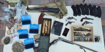 На Львівщині затримали чоловіка, який торгував зброєю та боєприпасами