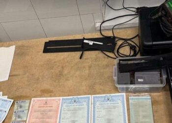 На Румунському заводі виявили схему виготовлення фальшивих документів для України