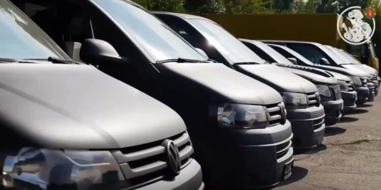 На Запорізький напрямок передали 13 автівок для шести військових частин (фото) | Новости Запорожья