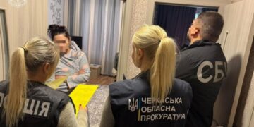 Понад 332 мільйонів збитків: на Черкащині прокуратура викрила корупційні схеми в медицині, бізнесі та освіті