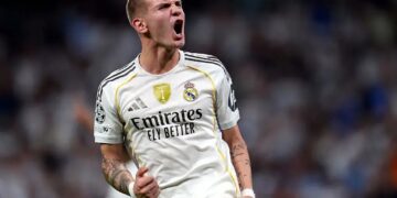 «Реал» уничтожил «Леванте» и продолжает лидировать в Ла Лиге