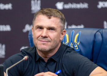 Сергей Ребров может уйти из сборной Украины. Тренер получил предложение от именитого клуба
