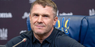 Сергей Ребров может уйти из сборной Украины. Тренер получил предложение от именитого клуба