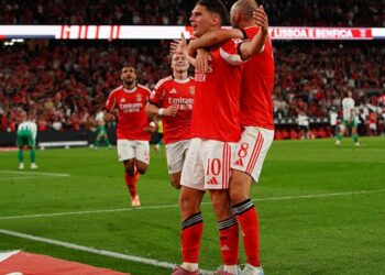 Судаков забил за «Бенфику», но не помог ей выиграть у «Риу Аве»