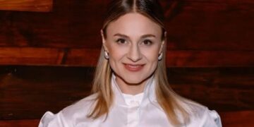 Суддя “МастерШеф” Мартиновська показала квартиру після ракетного удару по Києву