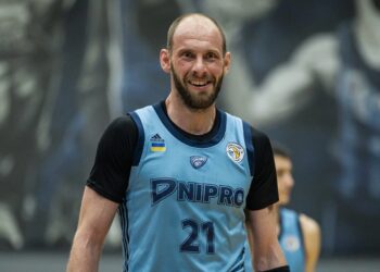 Тимофеєнко – лідер, топ-4 продовжує виступати: кращі гравці в історії Суперліги за підбираннями – Федерація баскетболу України