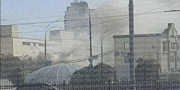 У Києві горить фабрика Roshen