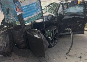 У Львові ДТП з кількома авто: постраждала літня жінка