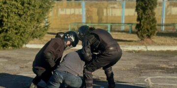 У Шепетівській виправній колонії засуджений побив правоохоронця —Хмельнитчина