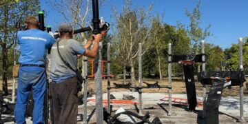 В Хортицькому районі Запоріжжя в парку Героїв Нацгвардії завершують роботи зі створення інклюзивних дитячої та спортивної зон | Новости Запорожья