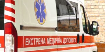 Внаслідок атаки по Києву постраждала вагітна жінка