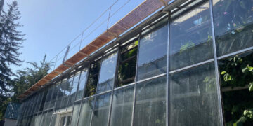 Внаслідок обстрілів Запоріжжя 24 вересня постраждав ботсад, фото – які масштаби руйнувань та як зараз виглядає парк | Новости Запорожья