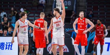 Євробаскет-2025: визначилась перша пара півфіналістів – Федерація баскетболу України