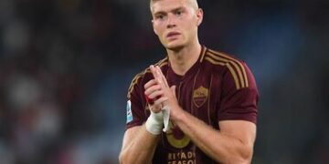 Артем Довбик назвал топовый клуб, в который хотел перейти летом 2025 года