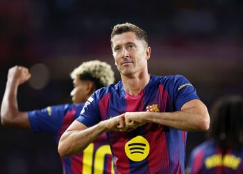 «Барселона» с разгромным счетом расстрощила «Олимпиакос» в матче Лиги чемпионов