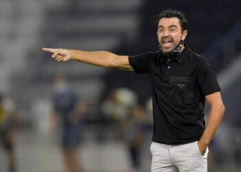 Бывший футболист «Барселоны» Хави отказался от работы в РПЛ