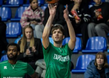 Ілля Ліщина: Я відчув ще більше впевненості у порівнянні з передсезонними матчами – Федерація баскетболу України