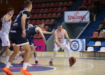 Кривбас відігрався з -23, але програв Харківським Соколам: фотогалерея – Федерація баскетболу України