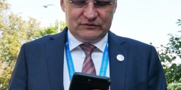 Львівська мерія планує заборонити посадовцям публікувати в соцмережах