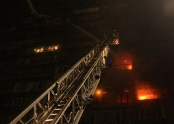 Масована атака на Київ: дев’ятеро поранених, лівий берег без світла і води