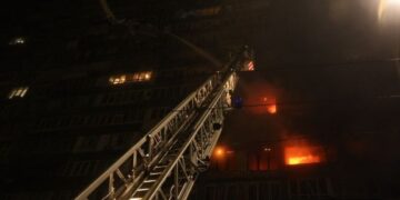 Масована атака на Київ: дев’ятеро поранених, лівий берег без світла і води