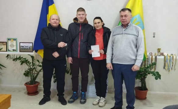 На Черкащині сім’ї ветерана війни надали житло