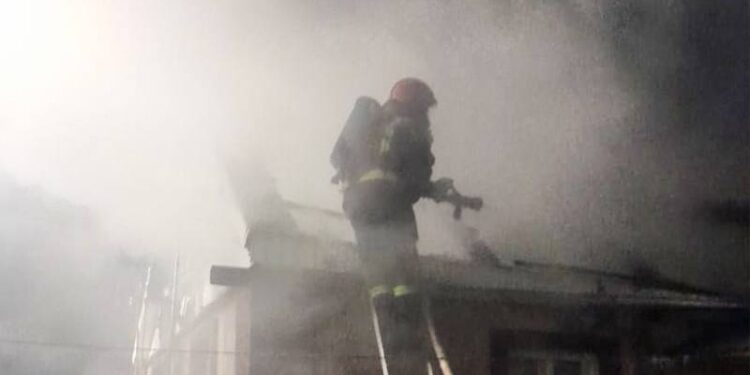 На Шепетівщині палали житлові будинки (відео) —Хмельнитчина