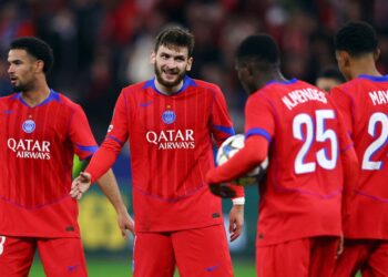 «ПСЖ» с удалением Забарного устроил погром «Байеру»