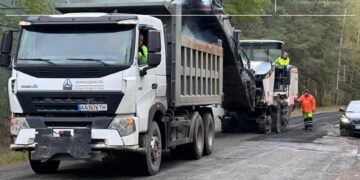 Ремонт територіальної дороги у громаді на Житомирщині проводить Служба відновлення та розвитку інфраструктури | Журнал Житомира