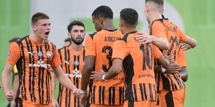 «Шахтер» вырвал победу в нервной борьбе против «Абердина» в Лиге конференций