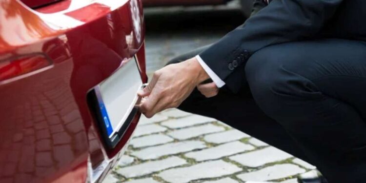 Що робити, якщо вкрали номерні знаки: інструкція з відновлення – Дніпро оперативний