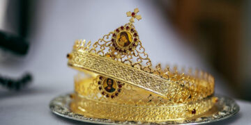 Священник розповів, скільки часу потрібно, щоб підготувати наречених до Таїнства вінчання