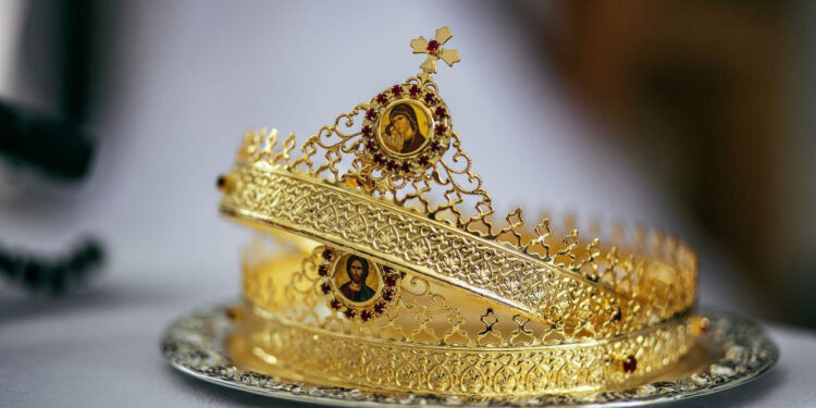 Священник розповів, скільки часу потрібно, щоб підготувати наречених до Таїнства вінчання