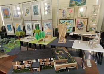 У ЧДТУ виставкою робіт дизайнерів до Дня художника відкрили конференцхол — Новости Черкасс